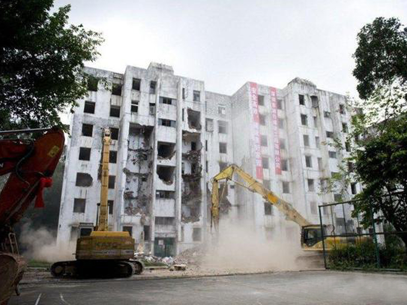 使用海沙的建筑物，墻體受損嚴重