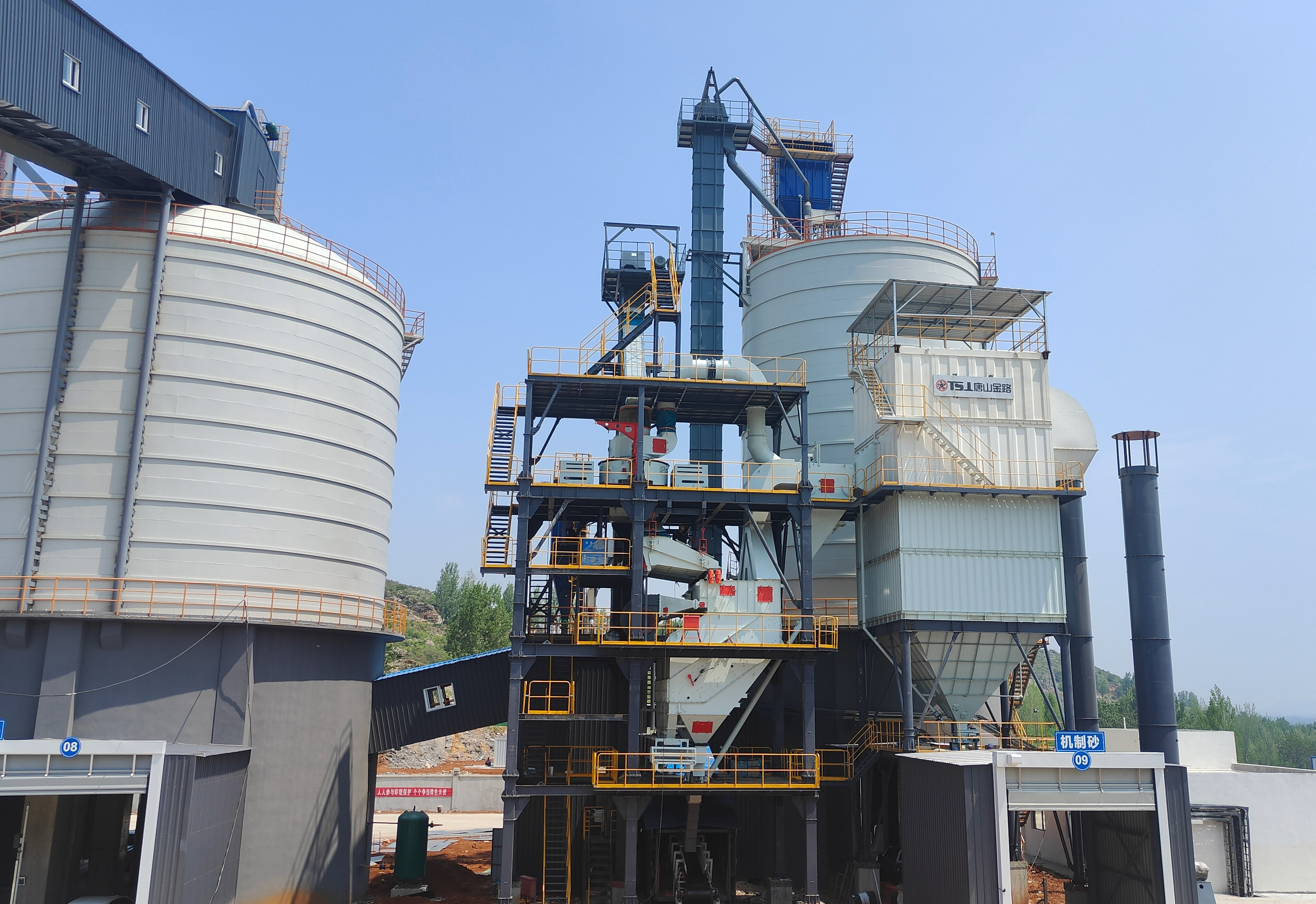 山東時(shí)產(chǎn)150噸制砂樓項(xiàng)目，一個(gè)月時(shí)間進(jìn)入投產(chǎn)模式