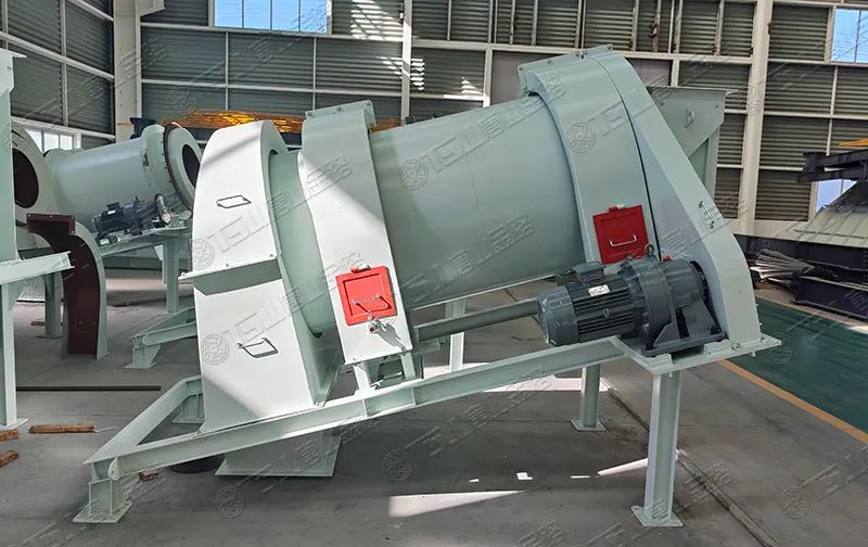 機制砂防離析、防揚塵，有經(jīng)驗的砂廠都在用加濕拌和機